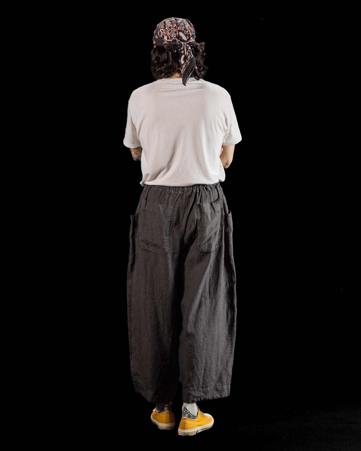 Gathering Fisherman Pant - Black Linen Stonewash - Standard & Strange