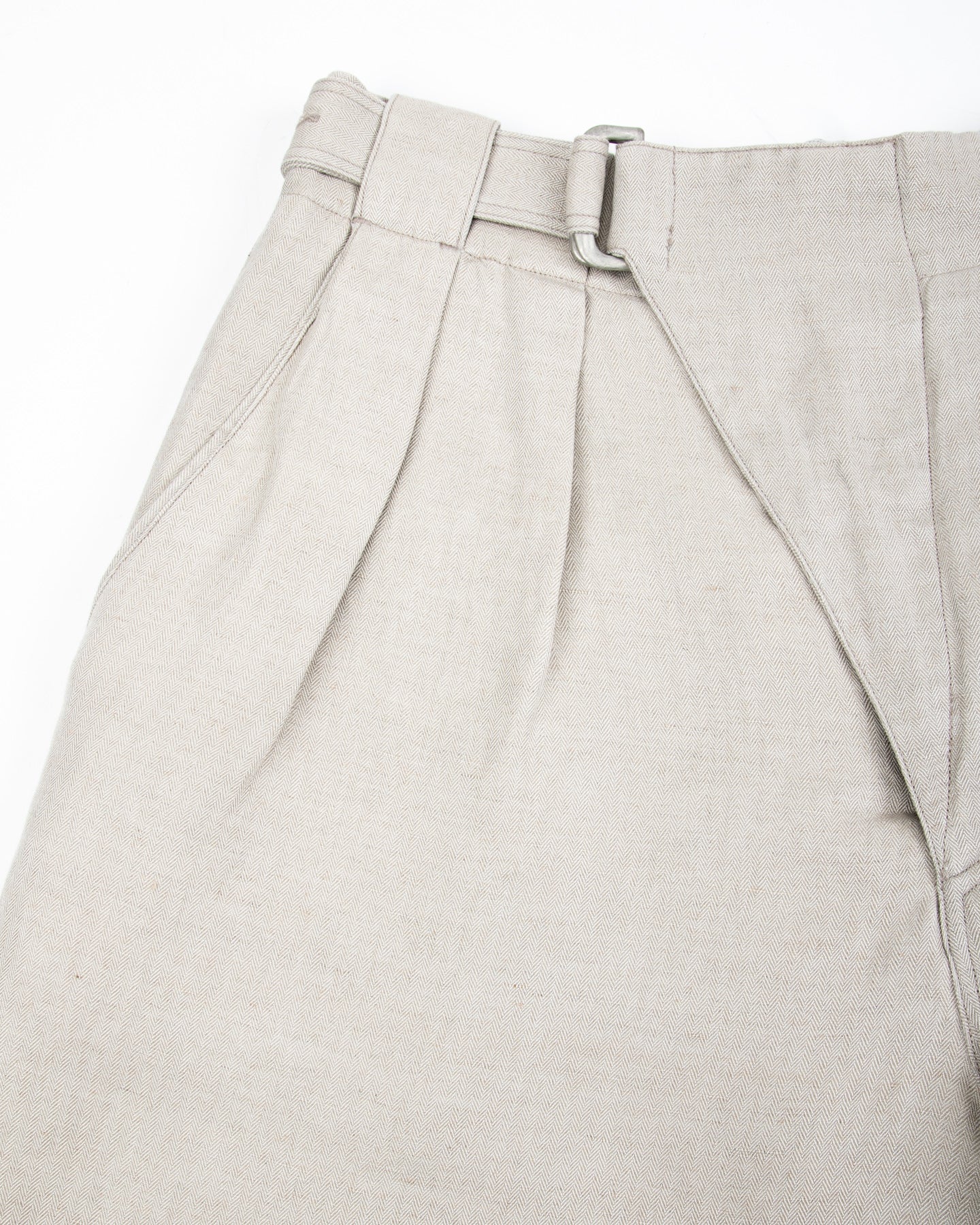 MotivMfg Oblique Shorts - Natural Silk Linen Fine HBT - Standard & Strange