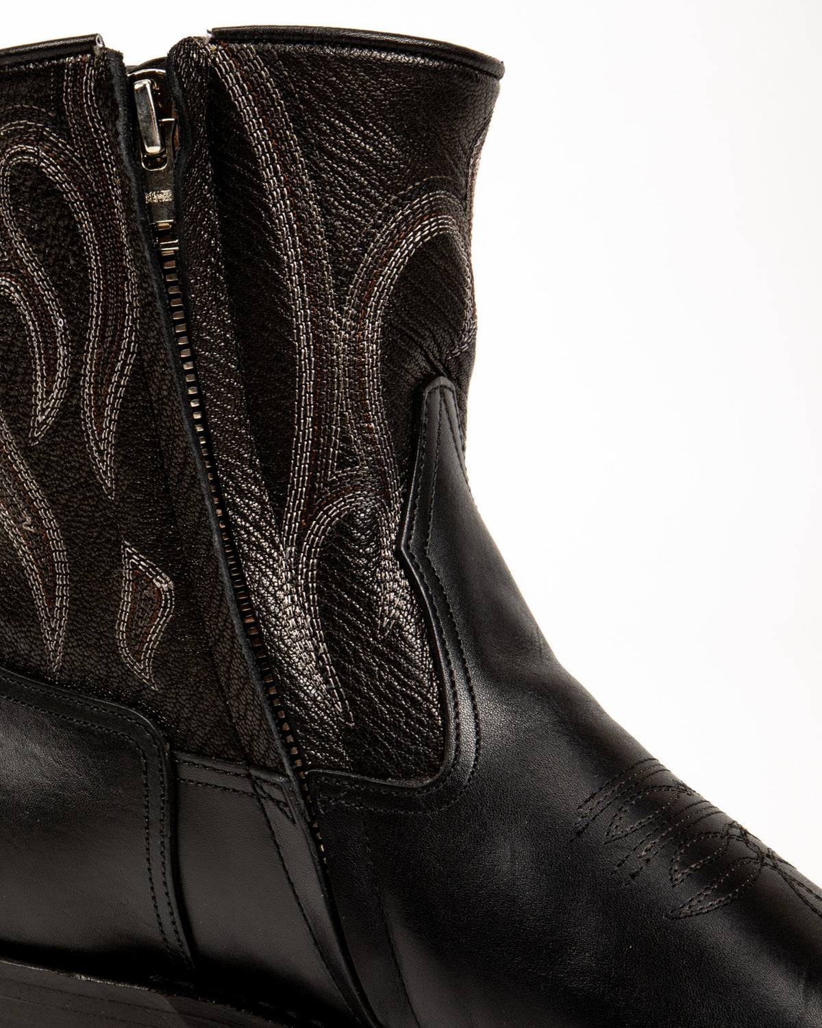 Rolling Dub Trio Loro Side Zip - Goat/Calf Black Flame Embroidery - Standard & Strange