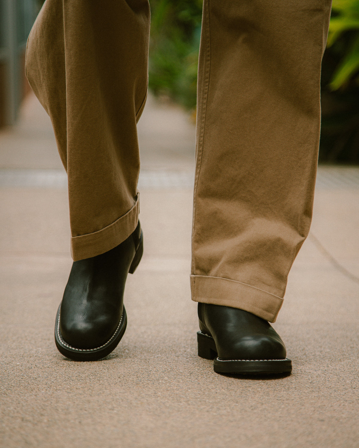 Rolling Dub Trio Casper Side Zip Boot - Black Kobe Shrink - Standard & Strange