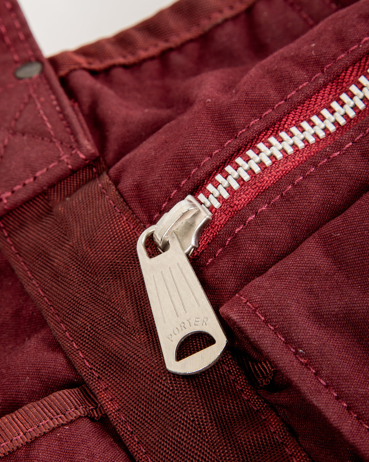 Crag Tote Bag - Maroon