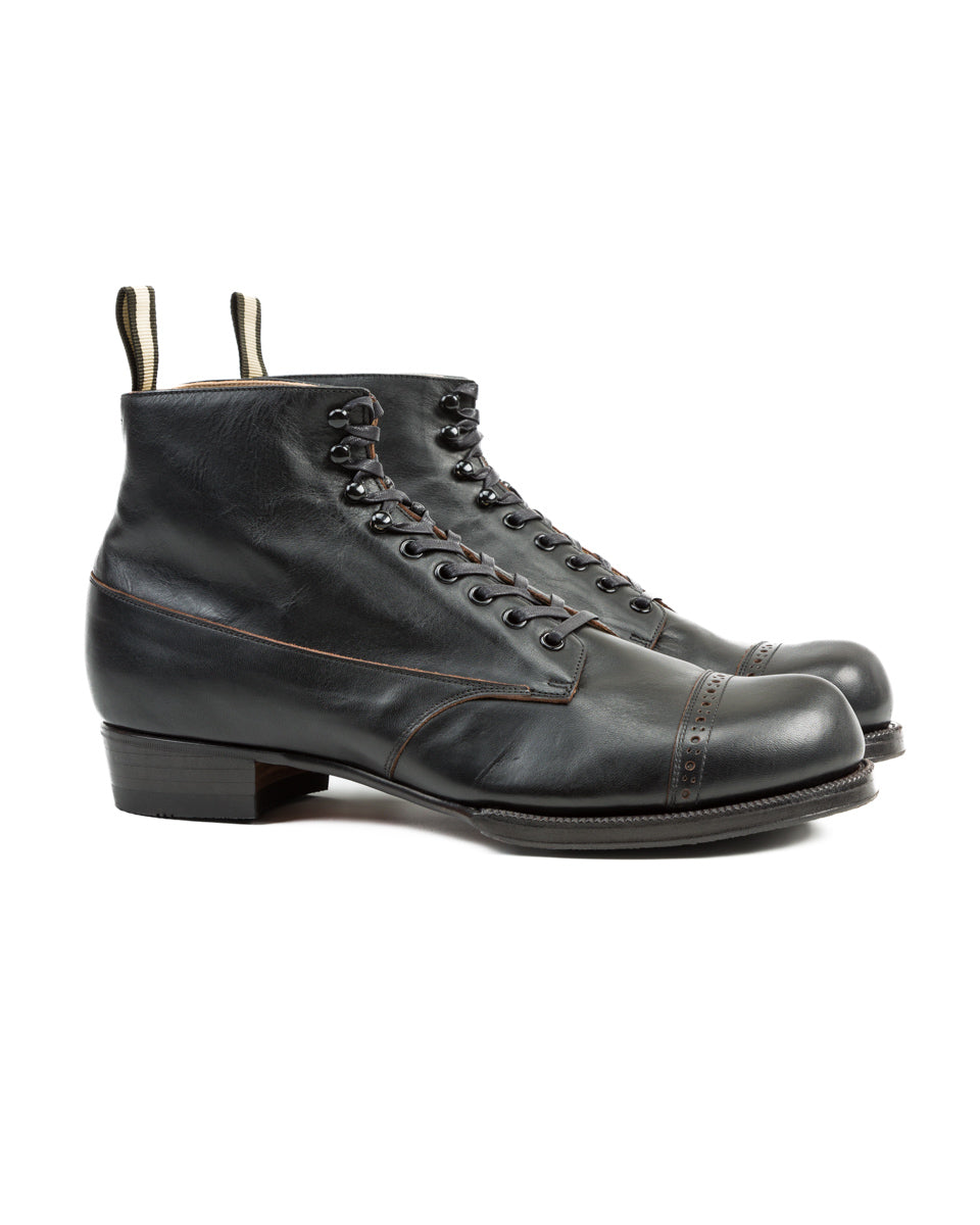 The 2 Monkeys Boots Vaudeville Boot - Black Shinki Horsehide - Standard & Strange