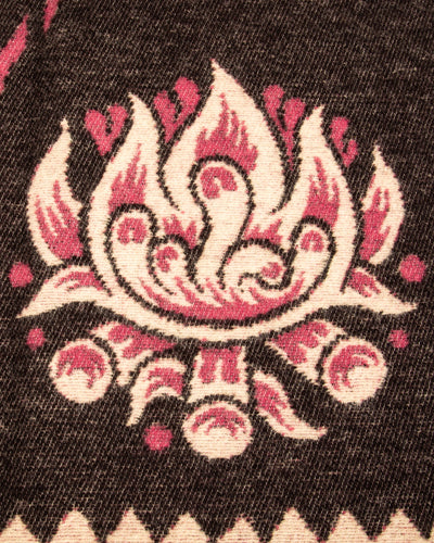 The Fifth Sun Blanket