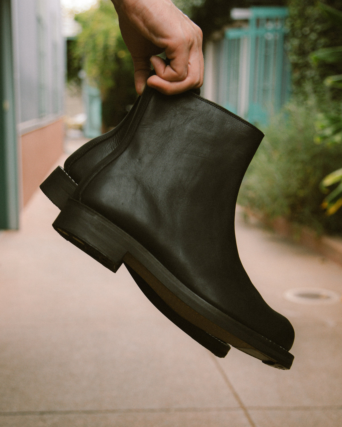 Rolling Dub Trio Casper Side Zip Boot - Black Kobe Shrink - Standard & Strange